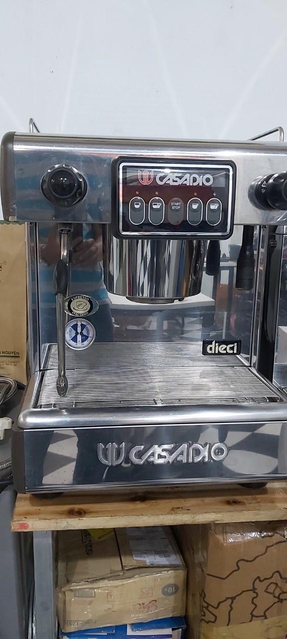 Máy pha cà phê casadio dieci a1 thanh lý.