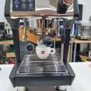 Bán máy pha cafe espresso cũ CRM 3200 giá chỉ 16,5tr/bộ.